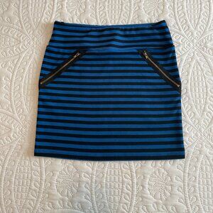 Xhilaration  skirt   M